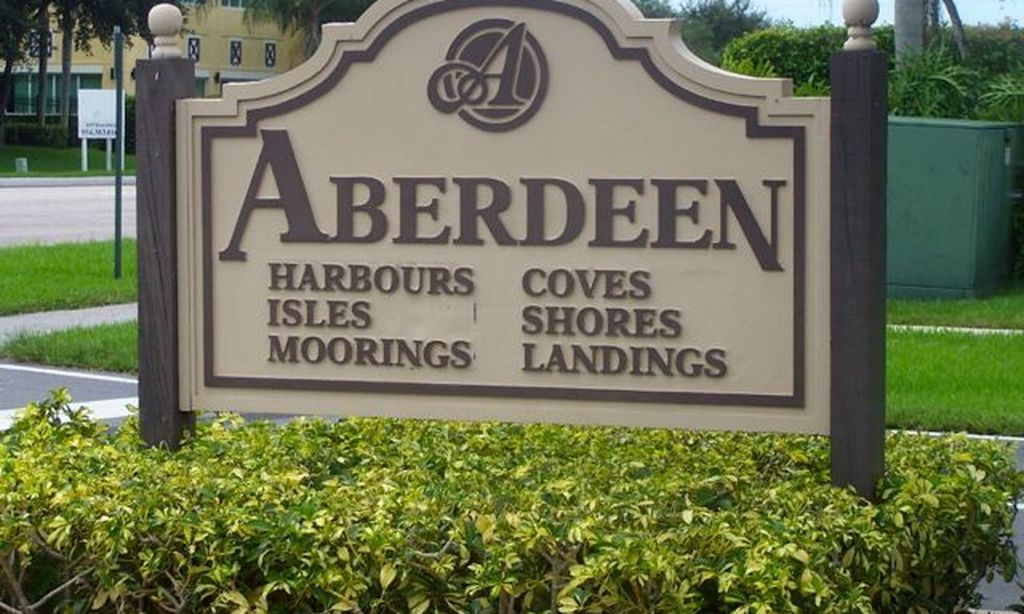 Entrance Sign