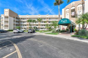 7763 SOUTHAMPTON TER 102, TAMARAC, FL
