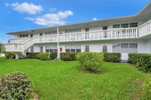 110 KINGSWOOD F, WEST PALM BEACH, FL