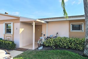 2546 DUDLEY DR E APT E I, WEST PALM BEACH, FL