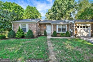 1012 MASTLINE DR, ANNAPOLIS, MD