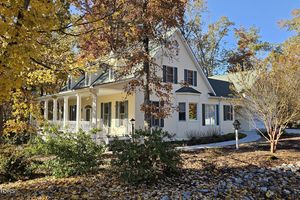 302 OOSTANALI CIR, LOUDON, TN