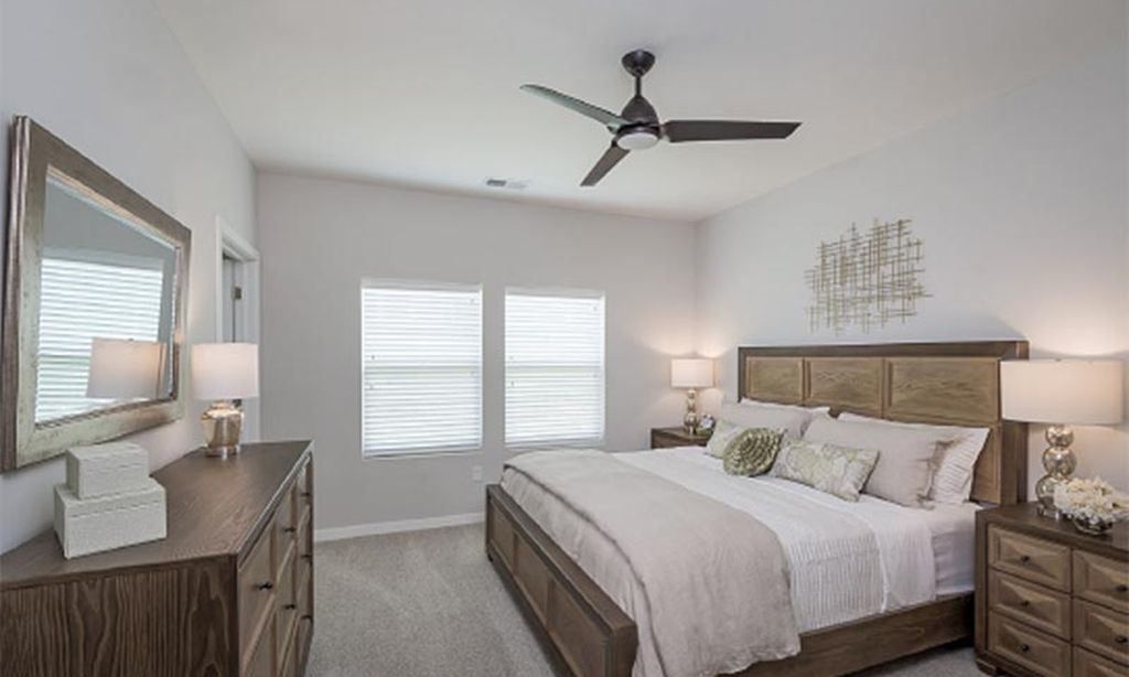 Model Master Bedroom