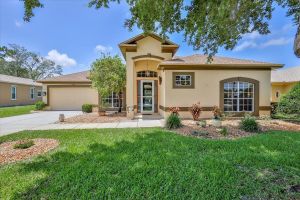 9406 BURNAM DR, WEEKI WACHEE, FL