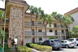 4975 E SABAL PALM BLVD 203, TAMARAC, FL
