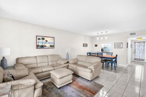 31 ABBEY LN APT 101, DELRAY BEACH, FL