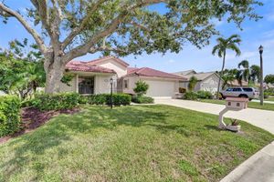 8860 BOATSWAIN DR, BOYNTON BEACH, FL