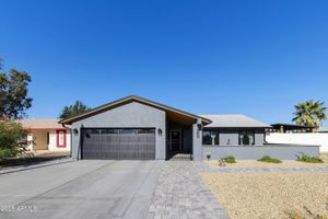 1102 S PARK VIEW CIR, MESA, AZ