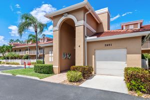 5951 REGAL GLEN DR APT 202, BOYNTON BEACH, FL