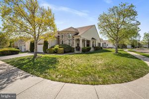 32 VINEYARD WAY, BARNEGAT, NJ