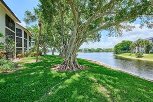 5380 CEDAR LAKE DR 204, BOYNTON BEACH, FL