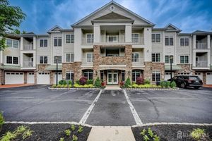 7102 FALSTON CIR, OLD BRIDGE, NJ
