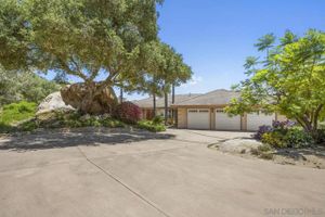 27754 HIGH VISTA DR, ESCONDIDO, CA