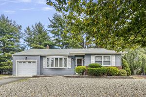 37 BROOKFIELD CT, TOMS RIVER, NJ