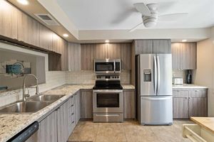 2301 LUCAYA LN # 04, COCONUT CREEK, FL