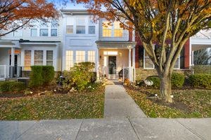 13 MERCY ST # 13, DANBURY, CT