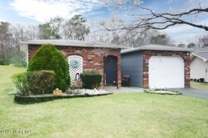 15 MARKHAM RD, BRICK, NJ