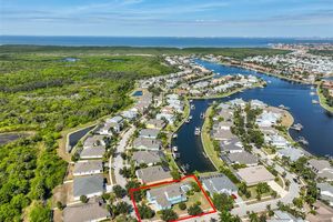 613 MANNS HARBOR DR, APOLLO BEACH, FL