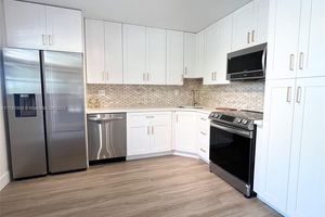 6085 N SABAL PALM BLVD 308, TAMARAC, FL