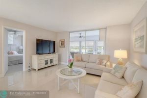 15 WILLOWBROOK LN APT 101, DELRAY BEACH, FL