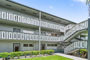 68 SUFFOLK B # 680, BOCA RATON, FL