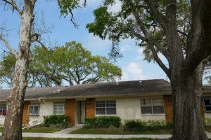 2297 LARK CIR E, PALM HARBOR, FL