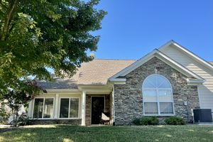 825 S BROWNS LN 1204, GALLATIN, TN