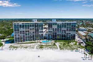 19 WHISPERING SANDS DR 203, SARASOTA, FL