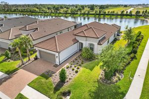 10819 WICKER PARK PL, PALMETTO, FL