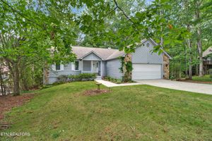 42 OVERLOOK CIR, CROSSVILLE, TN