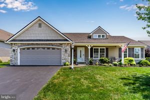 1065 CAMBRIDGE DR, MANHEIM, PA