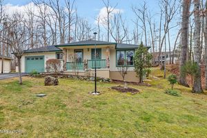 114 LAKESHIRE DR, CROSSVILLE, TN