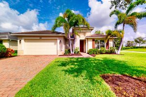 11710 SW APPLE BLOSSOM TRL, PORT SAINT LUCIE, FL