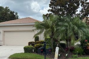 8228 SIMPSON FALLS CT, SARASOTA, FL