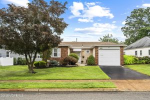 65 CENTRAL BLVD, BRICK, NJ