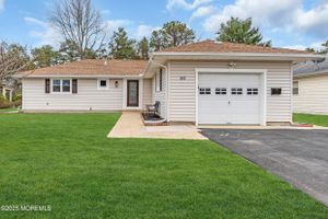 317 SAINT THOMAS DR, TOMS RIVER, NJ
