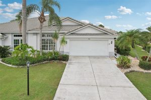 736 FAIRWAY RIDGE CT, SUN CITY CENTER, FL
