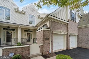 4 SCHINDLER CT, TRENTON, NJ