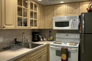 130 SOUTHAMPTON B, WEST PALM BEACH, FL