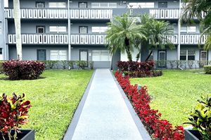209 SUFFOLK E UNIT E, BOCA RATON, FL