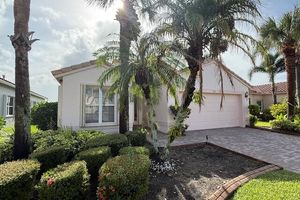 406 NW BREEZY POINT LOOP, PORT SAINT LUCIE, FL