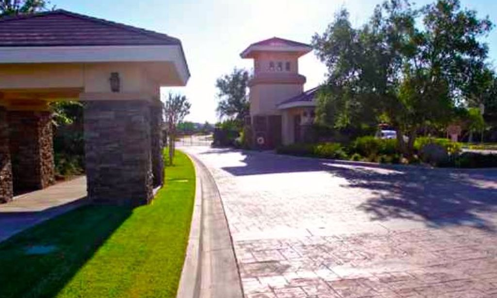 Guard-Gated Entrance