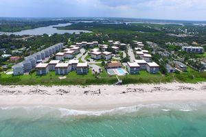5400 A1A APT D8, INDIAN RIVER SHORES, FL