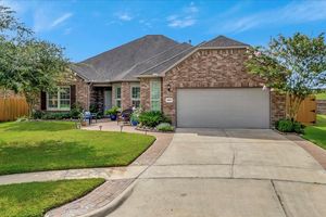 652 TENUTA LN, LEAGUE CITY, TX