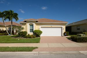 841 SW ROCKY BAYOU TER, PORT SAINT LUCIE, FL