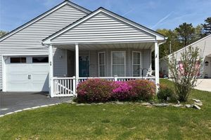 12 ORANGE TREE, BROOKHAVEN, NY