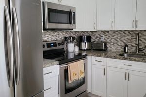 341 BURGUNDY H H, DELRAY BEACH, FL