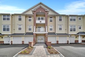 2303 AMBASSADOR CT, SOMERSET, NJ