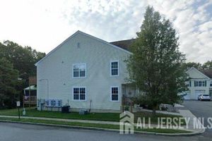 47 E WOODLAND AVE, ABSECON, NJ