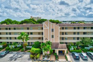 14376 AMBERLY LN 207, DELRAY BEACH, FL